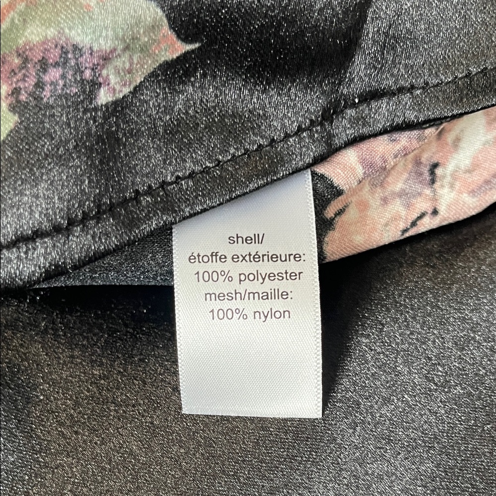 NWOT Maurices Black Sleeveless Blouse with Pink Floral Print - Picture 4 of 5